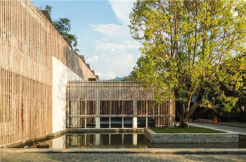 02 广东（翁源）乡村振兴培训学院-报告厅.jpg